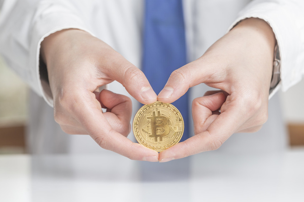 如何探究黄金交易的手法与策略这些手法与策略如何适应市场变化？